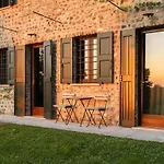 Il Metrone, Accogliente A Villa