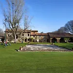 Villa Il Metrone, Accogliente A *