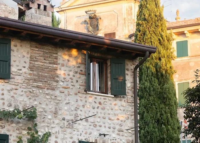 Villa Il Metrone, Accogliente A *